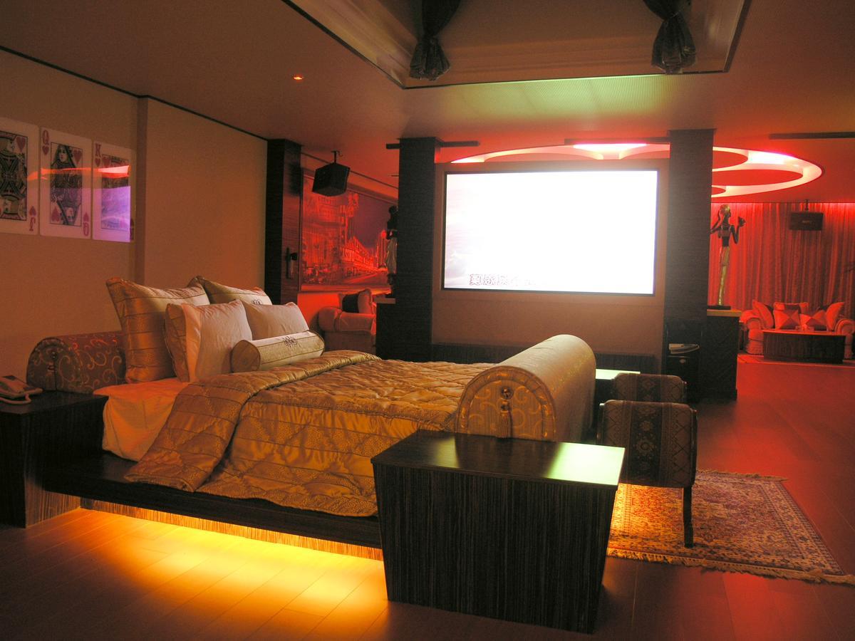 Daniel Spa Motel Pingzhen Экстерьер фото